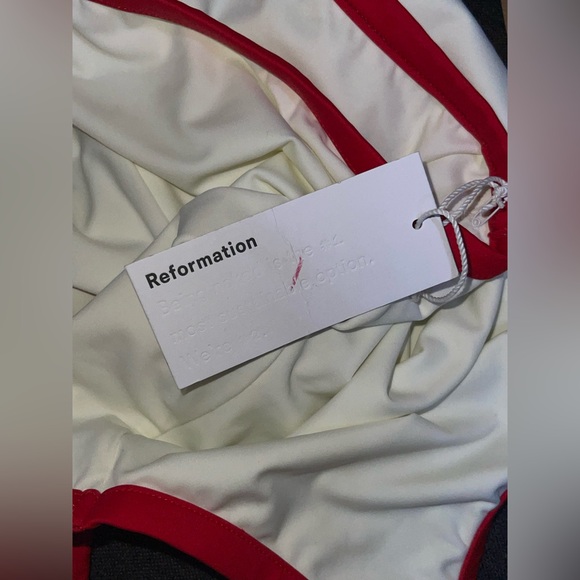 Reformation Joy One Piece Swimsuit NWT - Picture 4 of 5